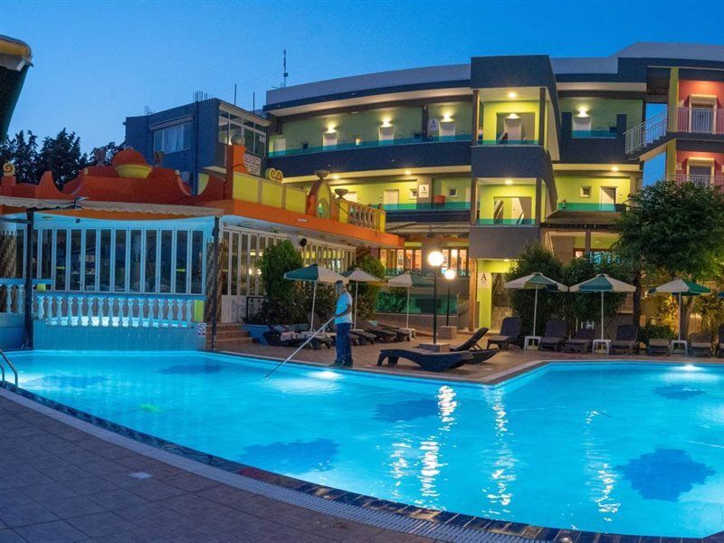 Grecian Fantasia Hotell